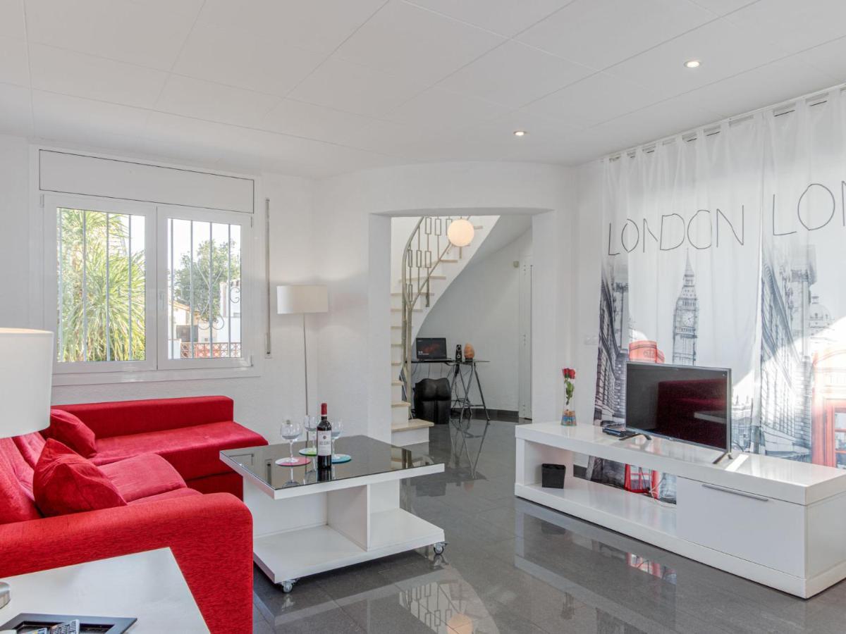 Holiday Home Alberes By Interhome Ampuriabrava Exterior foto